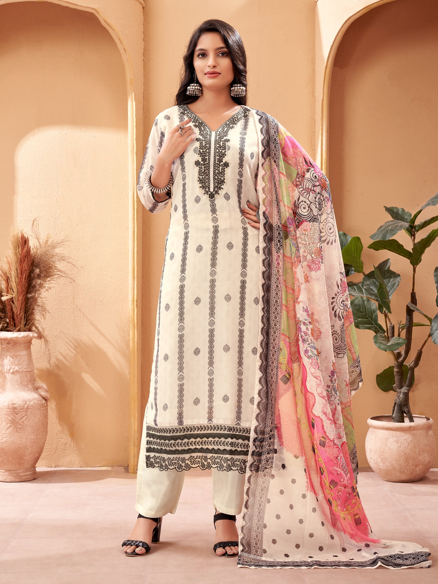 Off White embroidery kurta pant with colorful dupatta