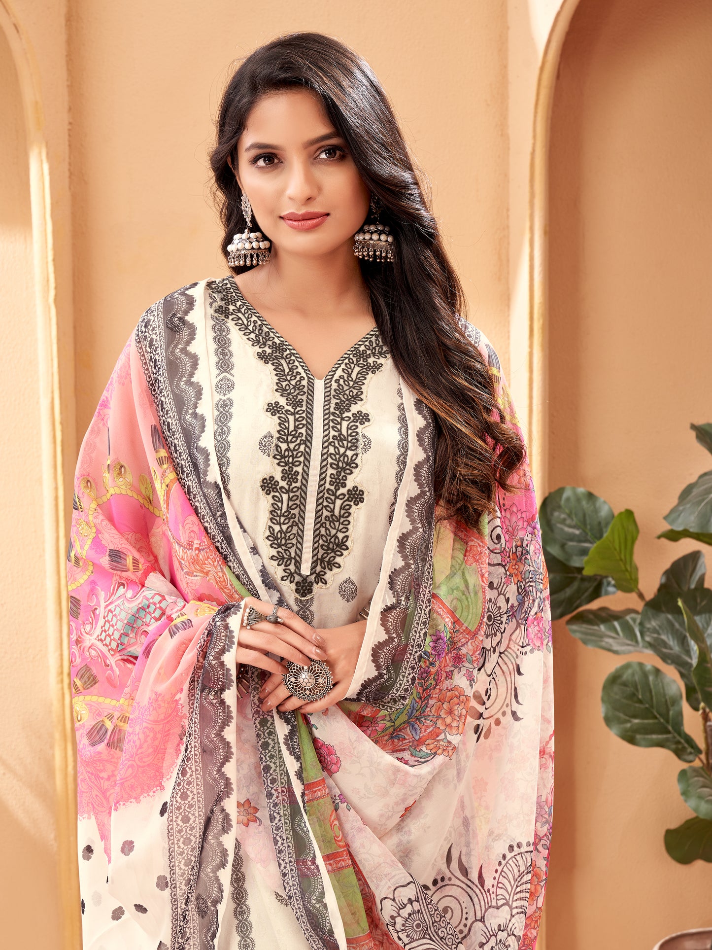 Off White embroidery kurta pant with colorful dupatta