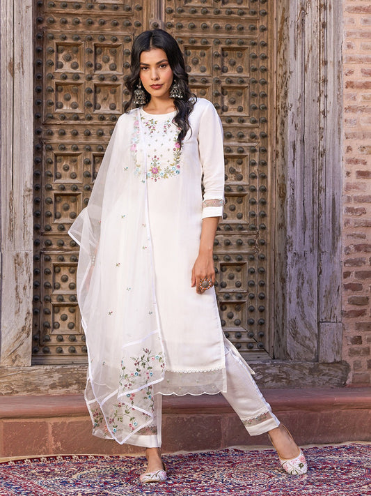 Classy white kurta payjama with flower embroidery