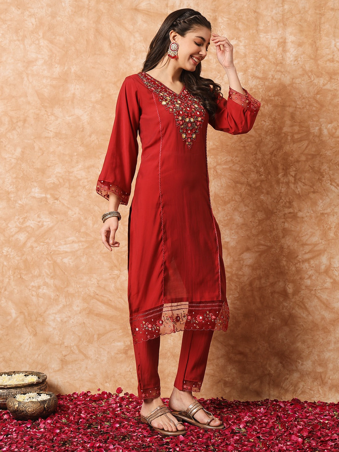 Red Kurti Pant With Flower Print Dupatta