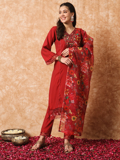 Red Kurti Pant With Flower Print Dupatta