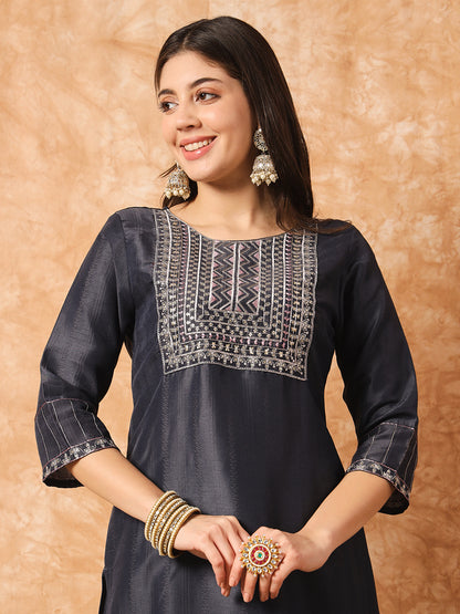 Black Kurti Pant With Contrast Color Dupatta