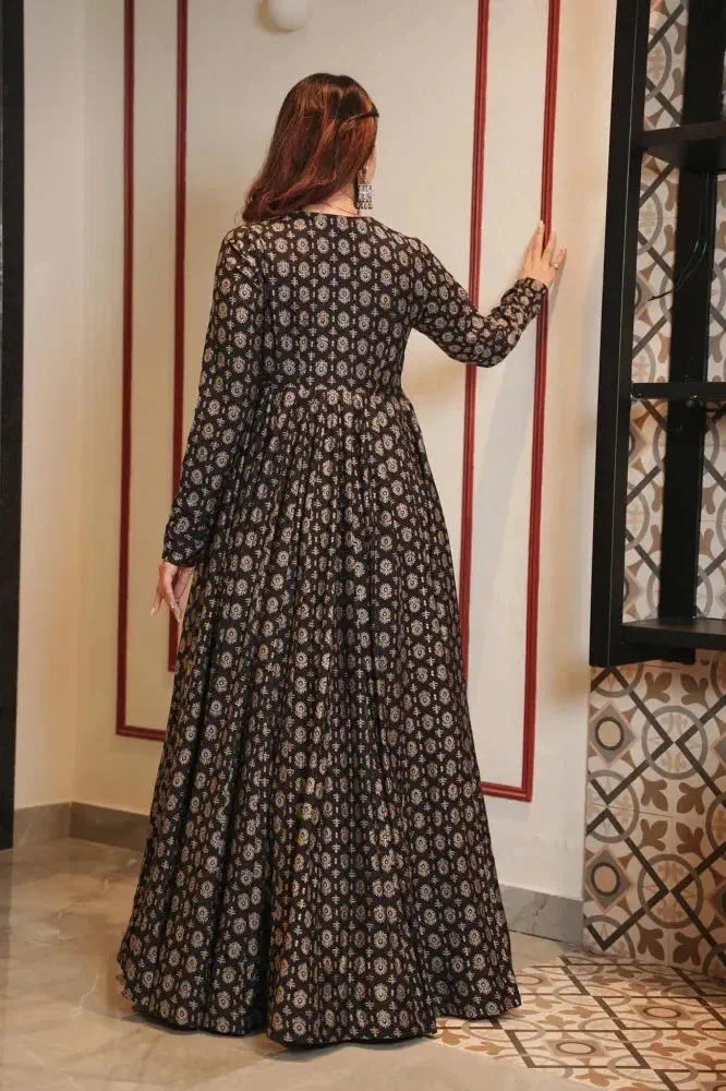 Coal Black Maslin Digitally Printed Gown With Shrug