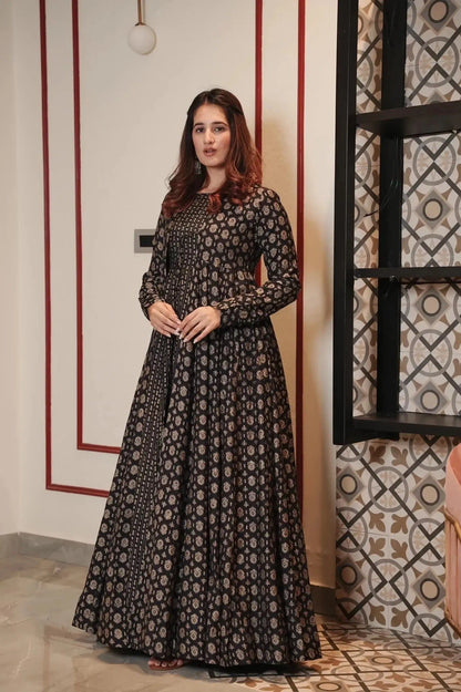 Coal Black Maslin Digitally Printed Gown With Shrug