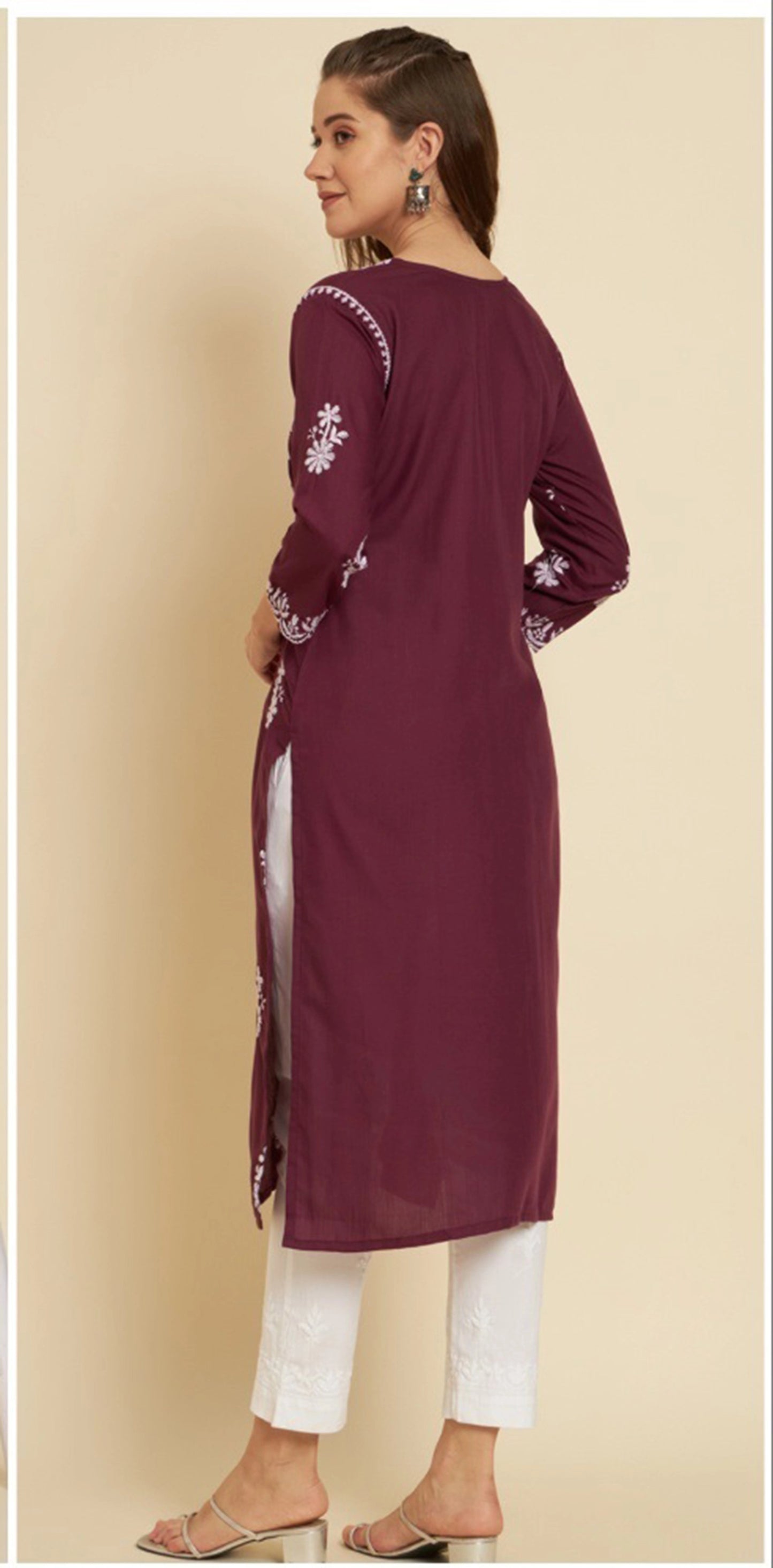 Women Embroidered Cotton Straight Kurta