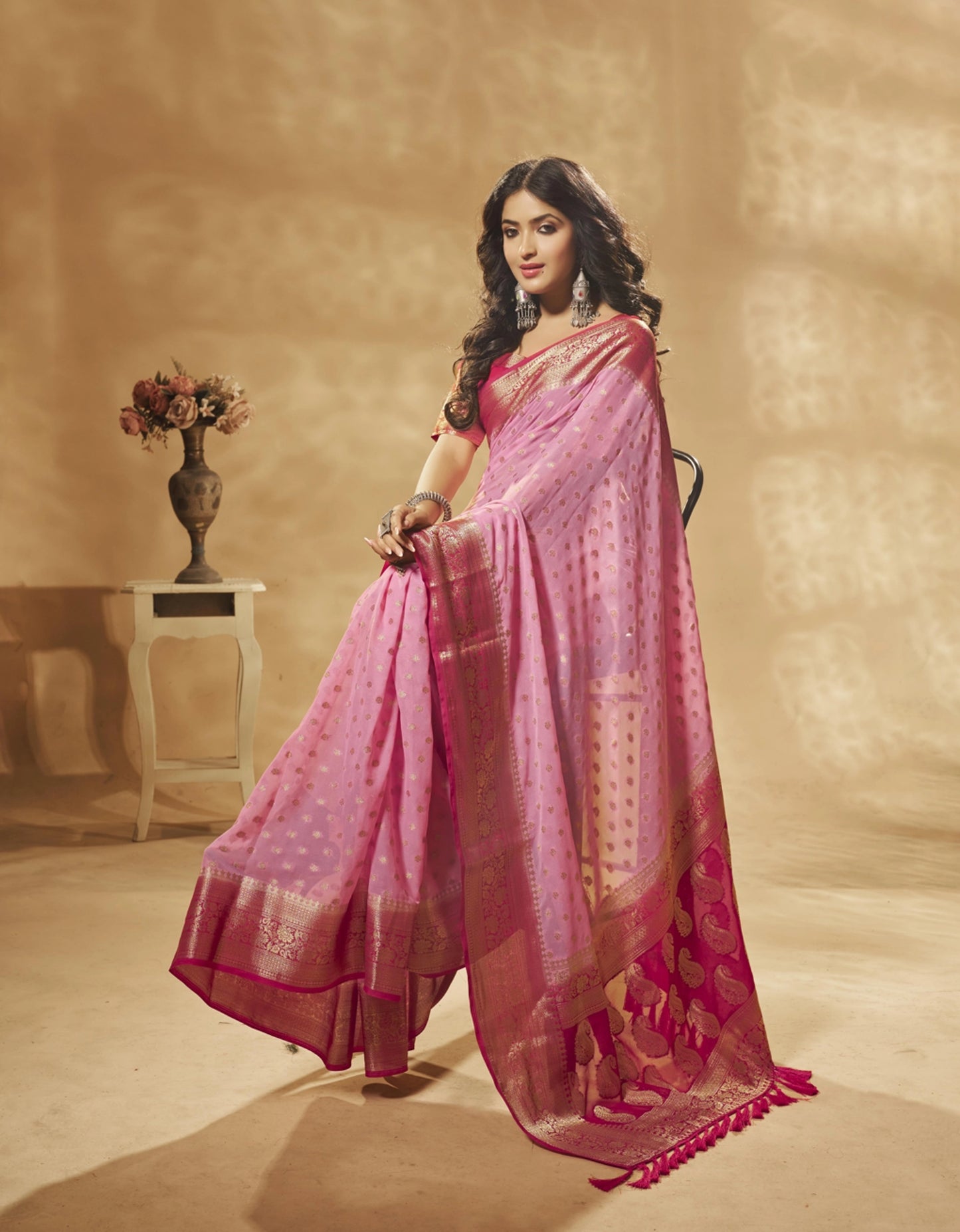 Designer Weaving Georgette Saree in 7 Colors