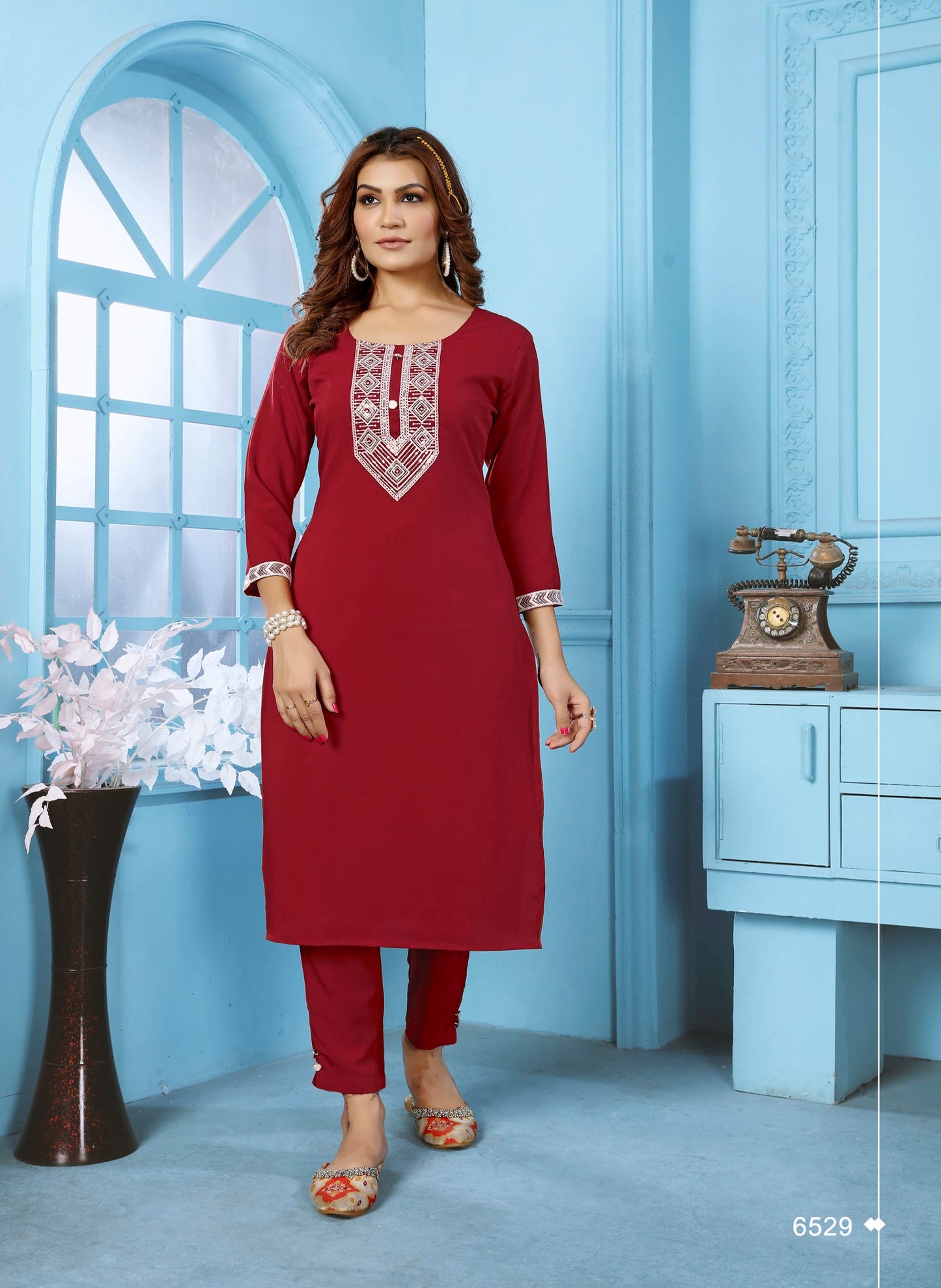 Embroidered Straight Women Kurta Pant Set