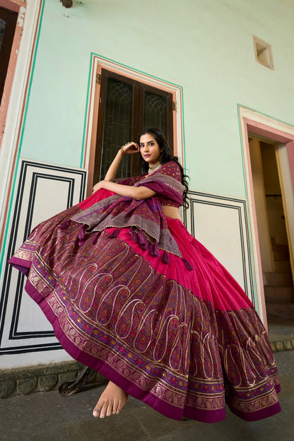 Kashmiri Print with foil print designer Pink lehenga choli