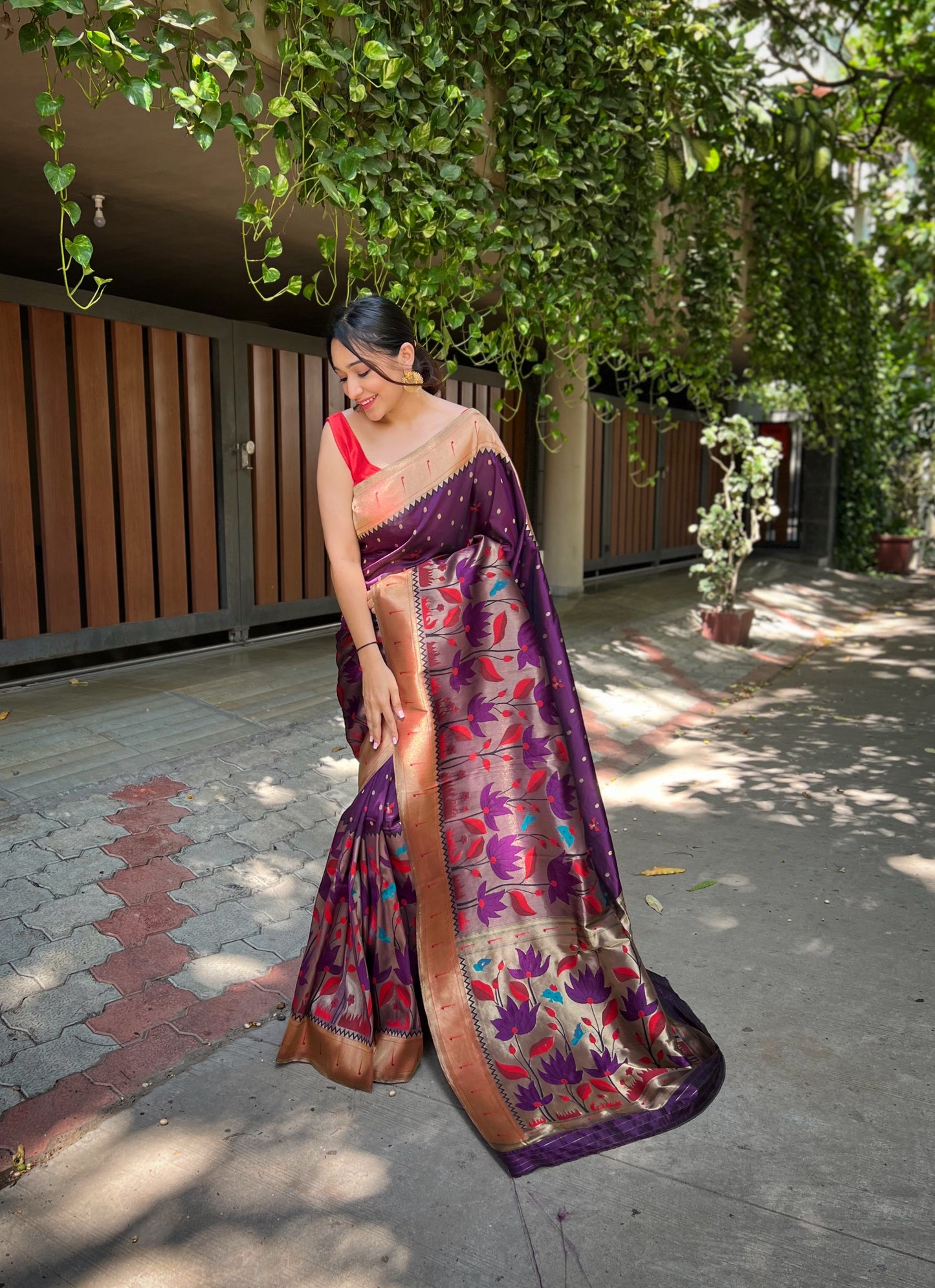 Silk Weaving Party Wear Saree