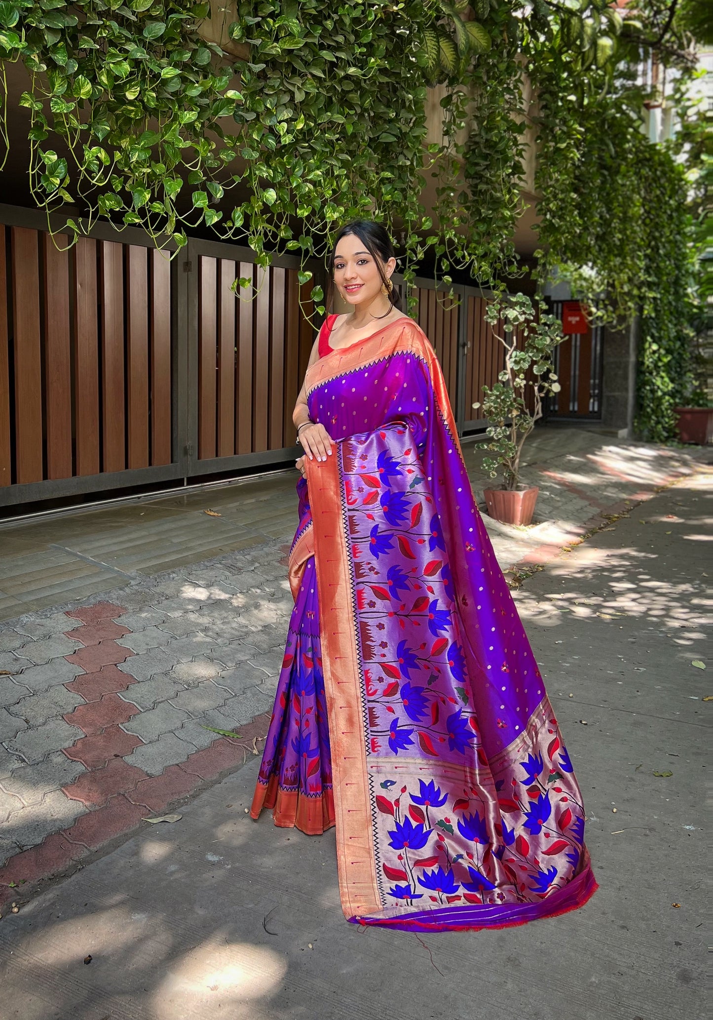 Silk Weaving Party Wear Saree