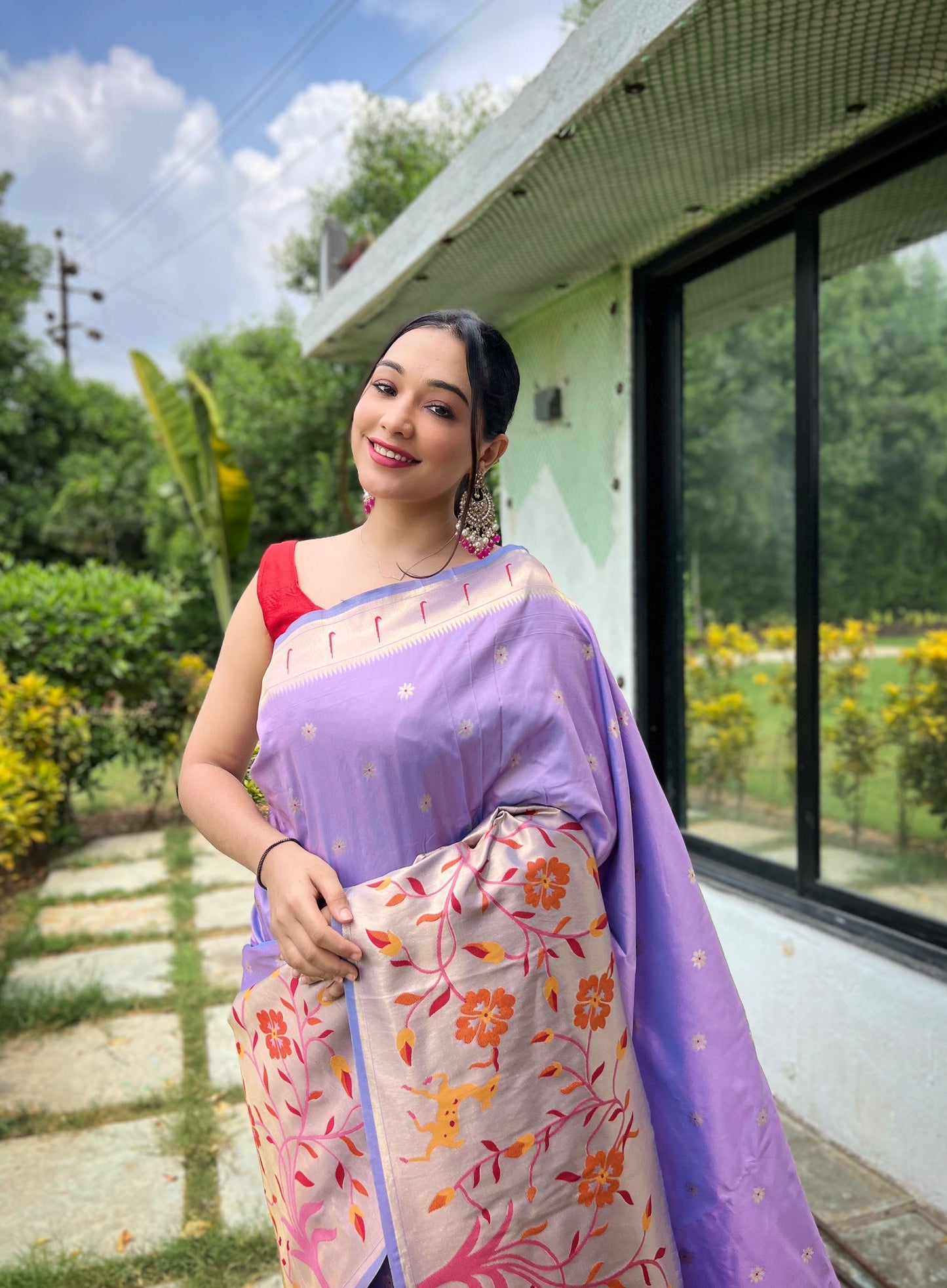 Silk Saree Selection For Party Goddess