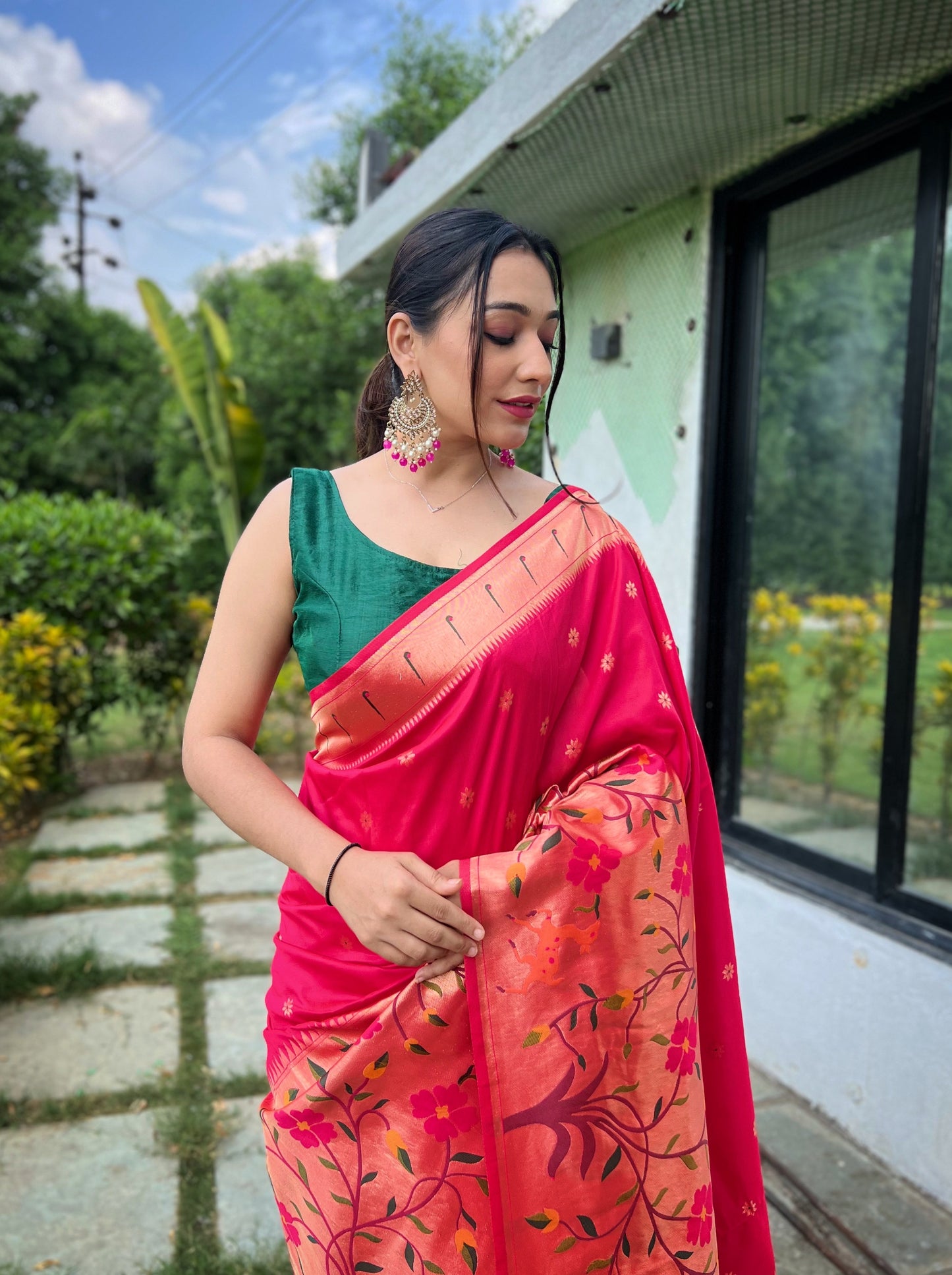 Silk Saree Selection For Party Goddess