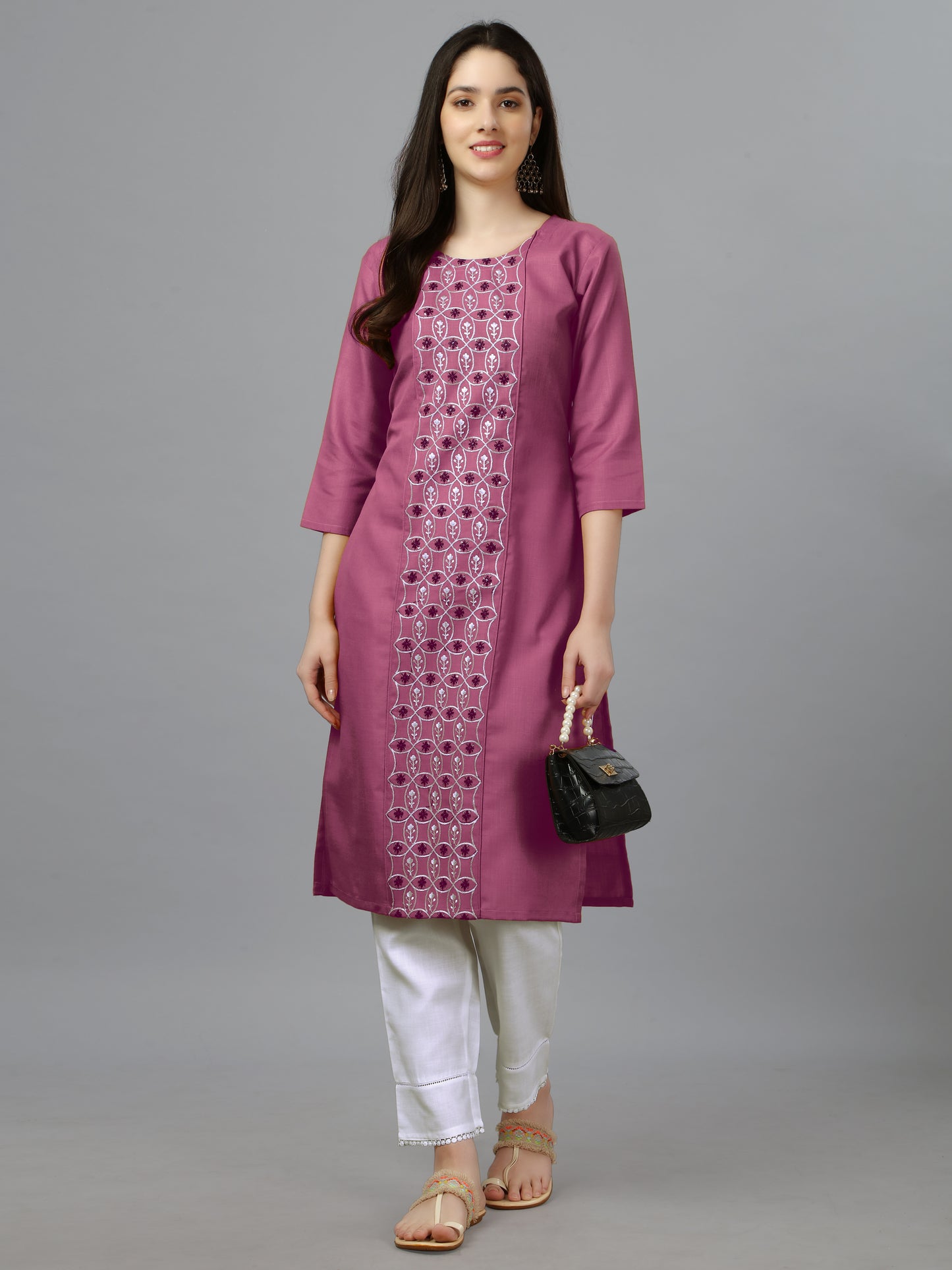 Embroidered Cotton Blend Straight Kurti