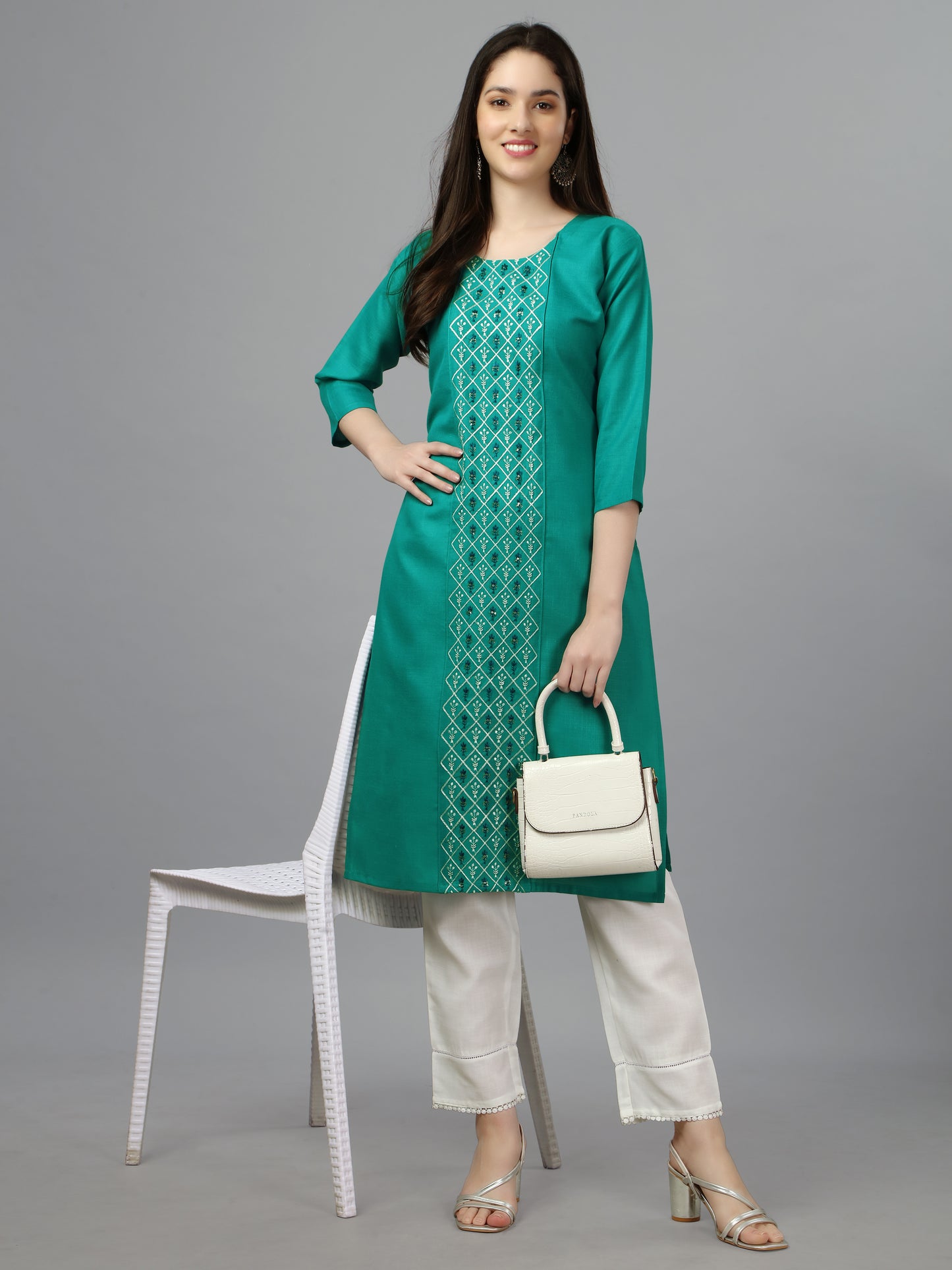 Women Embroidered Cotton Blend Casual Straight Kurti 