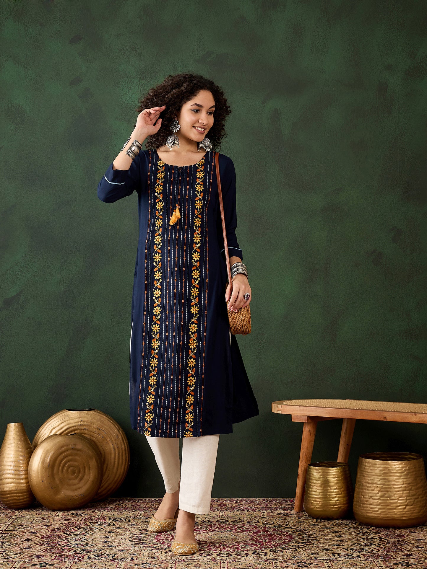 Embroidered Floral Work Straight Kurta