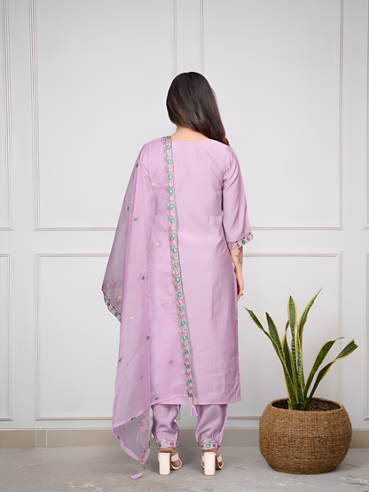 Women Ethnic Wear Embroidery Straight Kurta Set